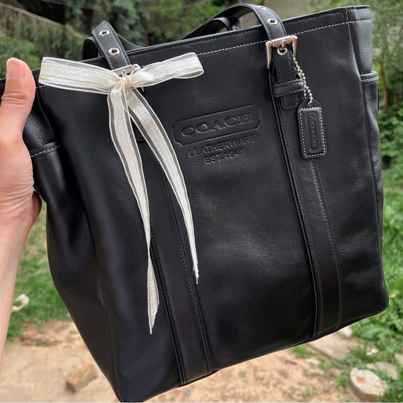 ❌SOLD FB❌ 100% Authentic Vintage/ Y2K GALLERY LUNCH BLACK LEATHER BAG #8E92 - Picture 2 of 12